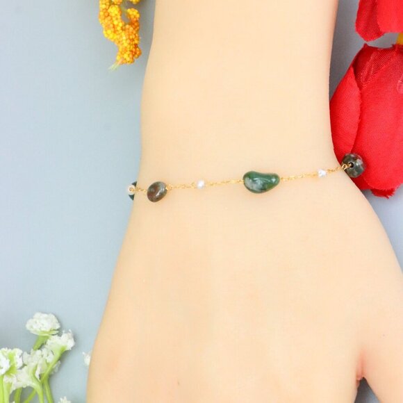 "Elegant & Trendy Bracelet, A Perfect Gift for Women, Thoughtful, EVCH1242 - Picture 5 of 11